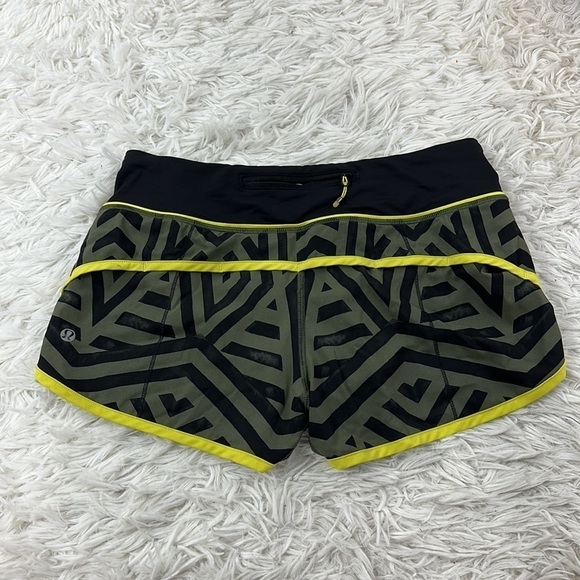 Lululemon Run: Speed Short *4-way Stretch Chevron Shuffle Fatigue Green - Picture 3 of 5